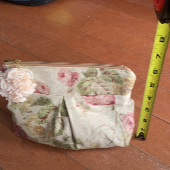 Handmade Cluth - Picture 6 of 6